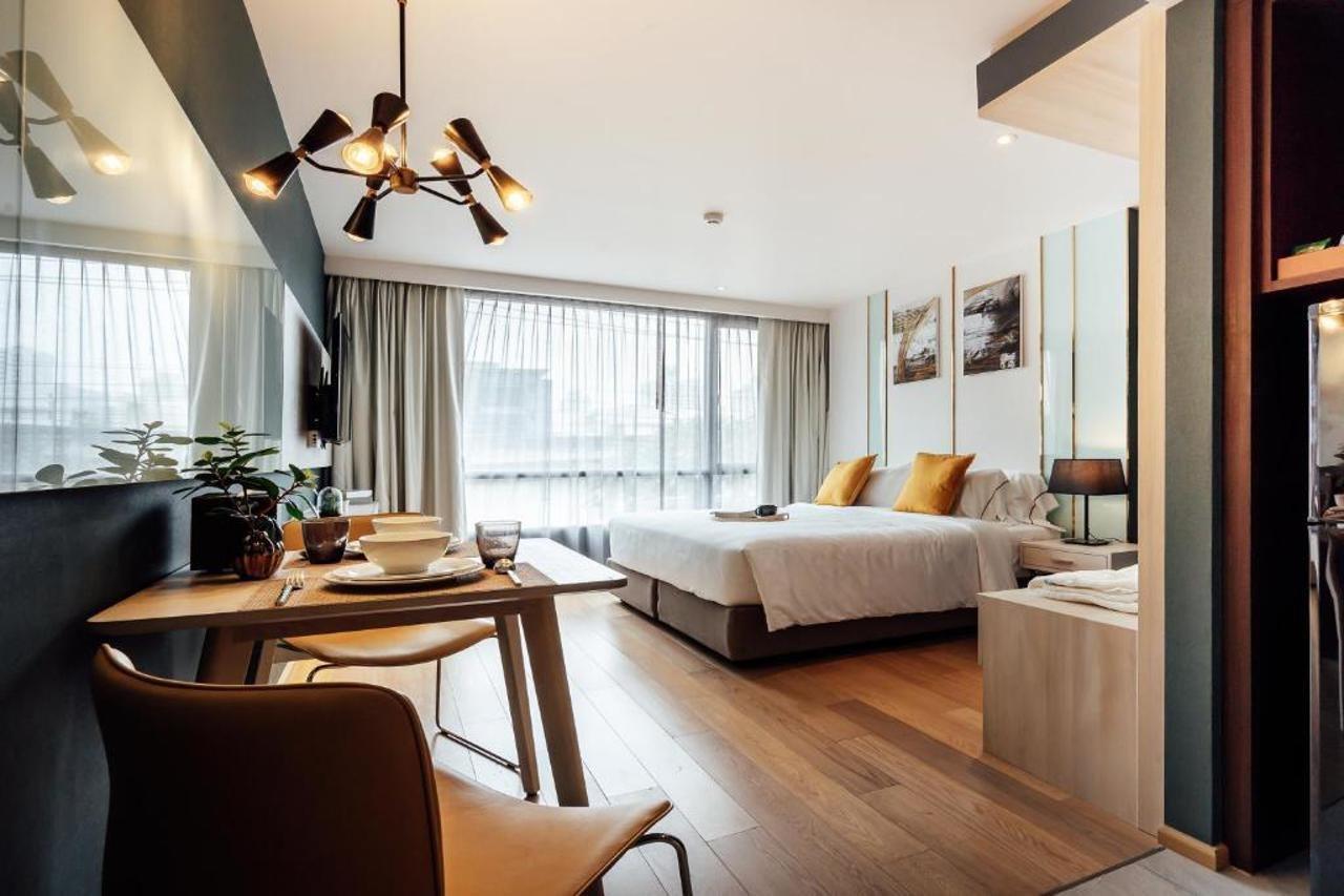 Montana Bangkok Hotel & Residence Экстерьер фото